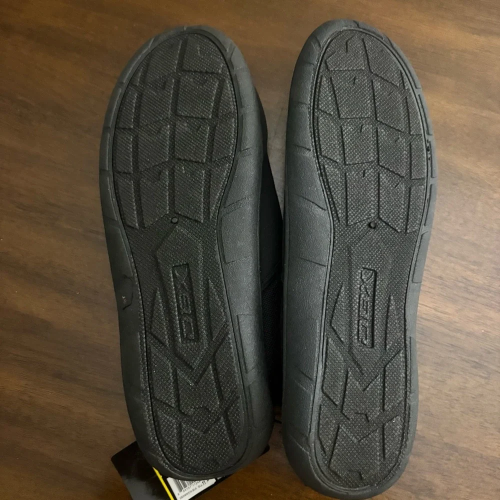 NWT DBX Men's 11 Black Slip-On Water Shoes Breathable vacation lake boating